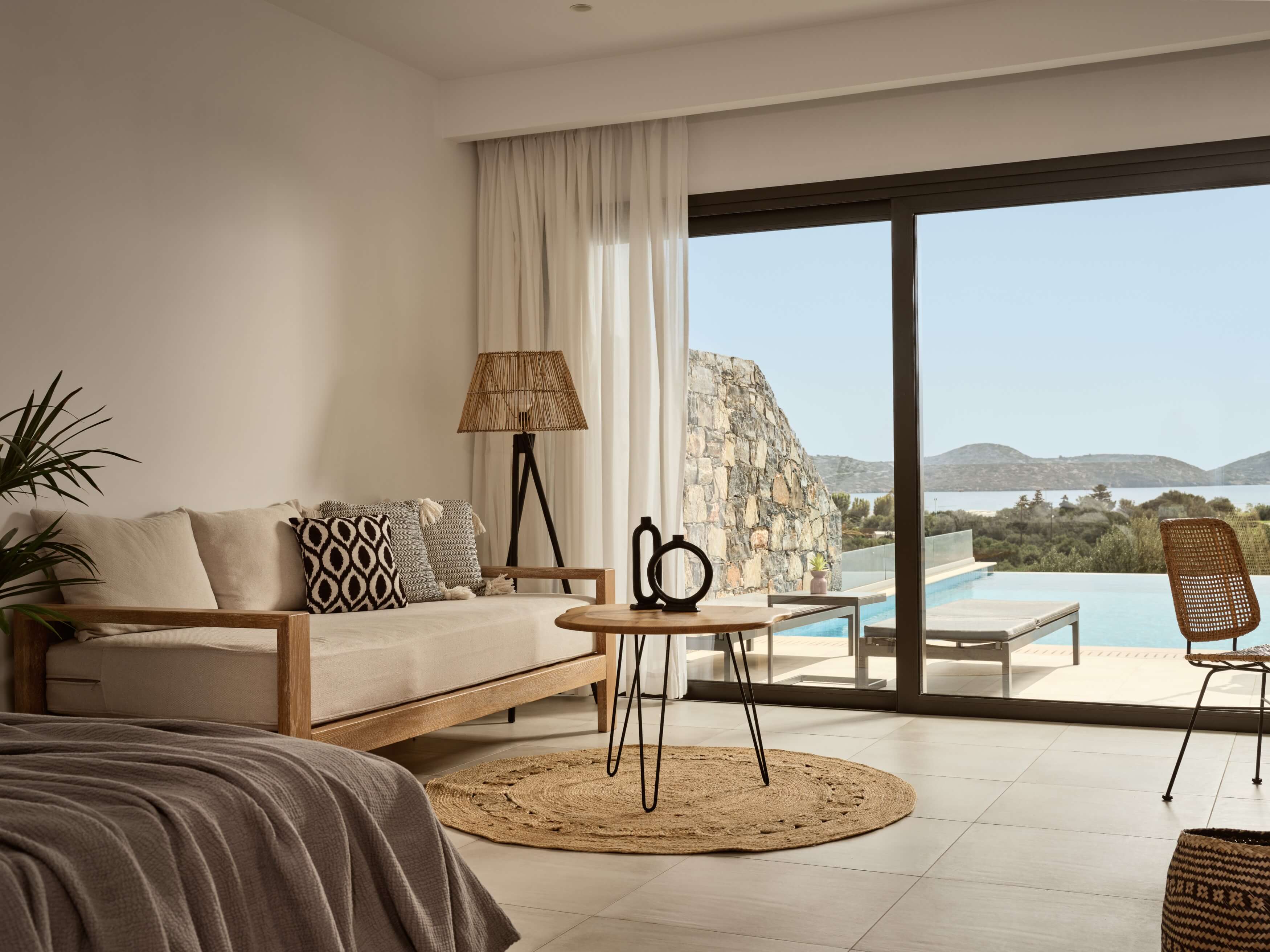 DELUXE INFINITY SUITE PRIVATE POOL