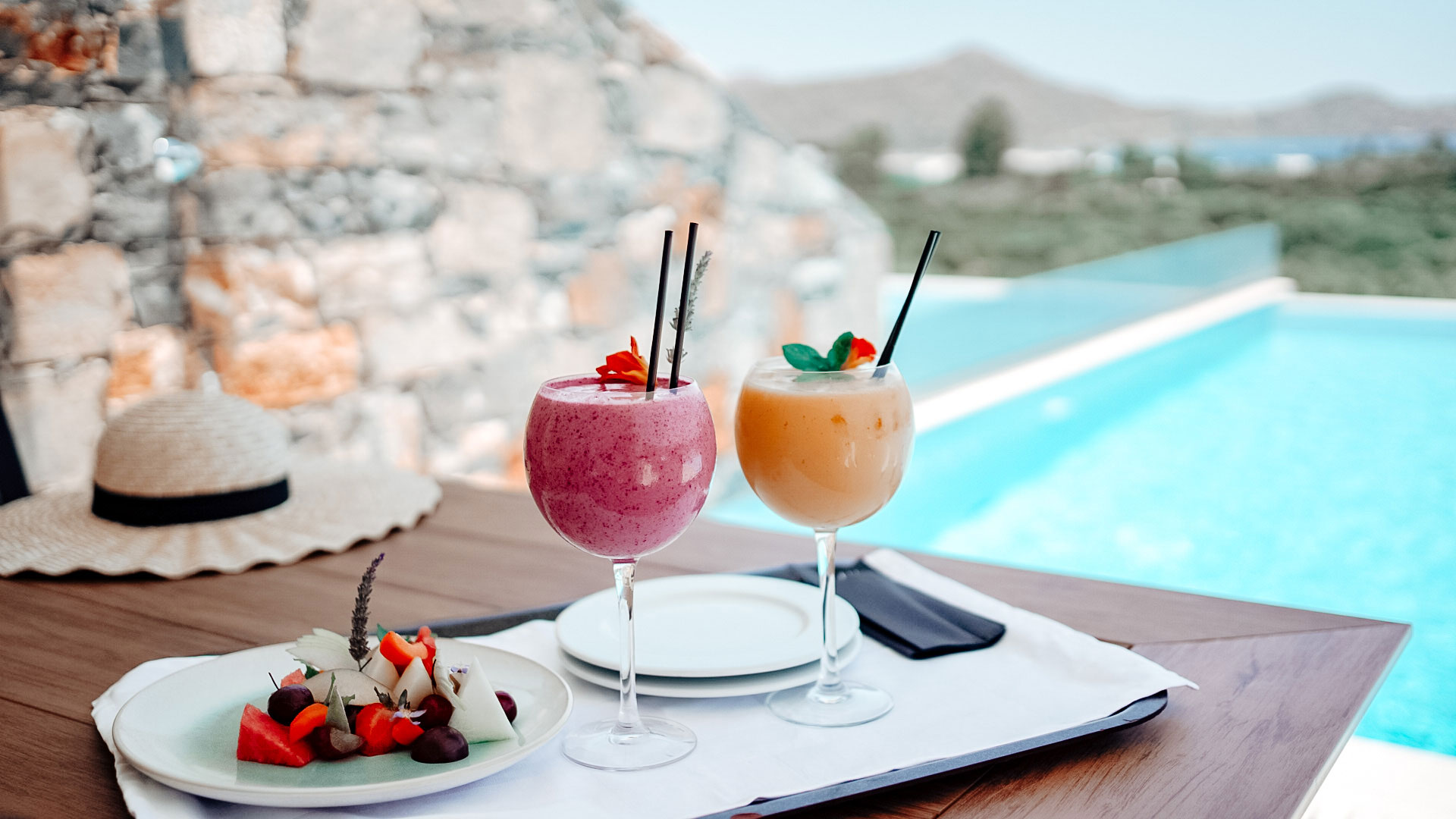 CONNECTING FAMILY SUITE PRIVATE POOL