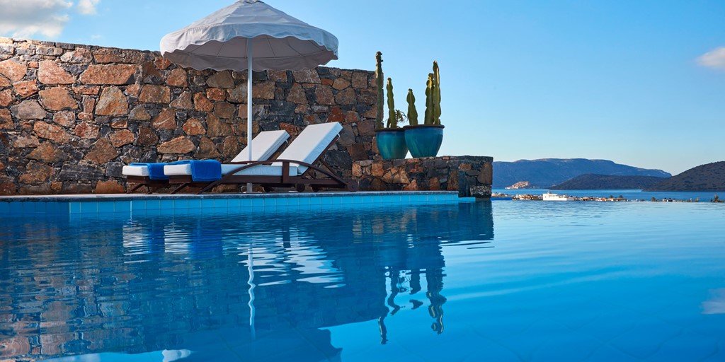 Elounda Palm Boutique Hotel renovates existing rooms and common areas